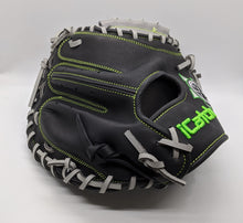 Load image into Gallery viewer, iCatch 26" Catchers Training Mitt